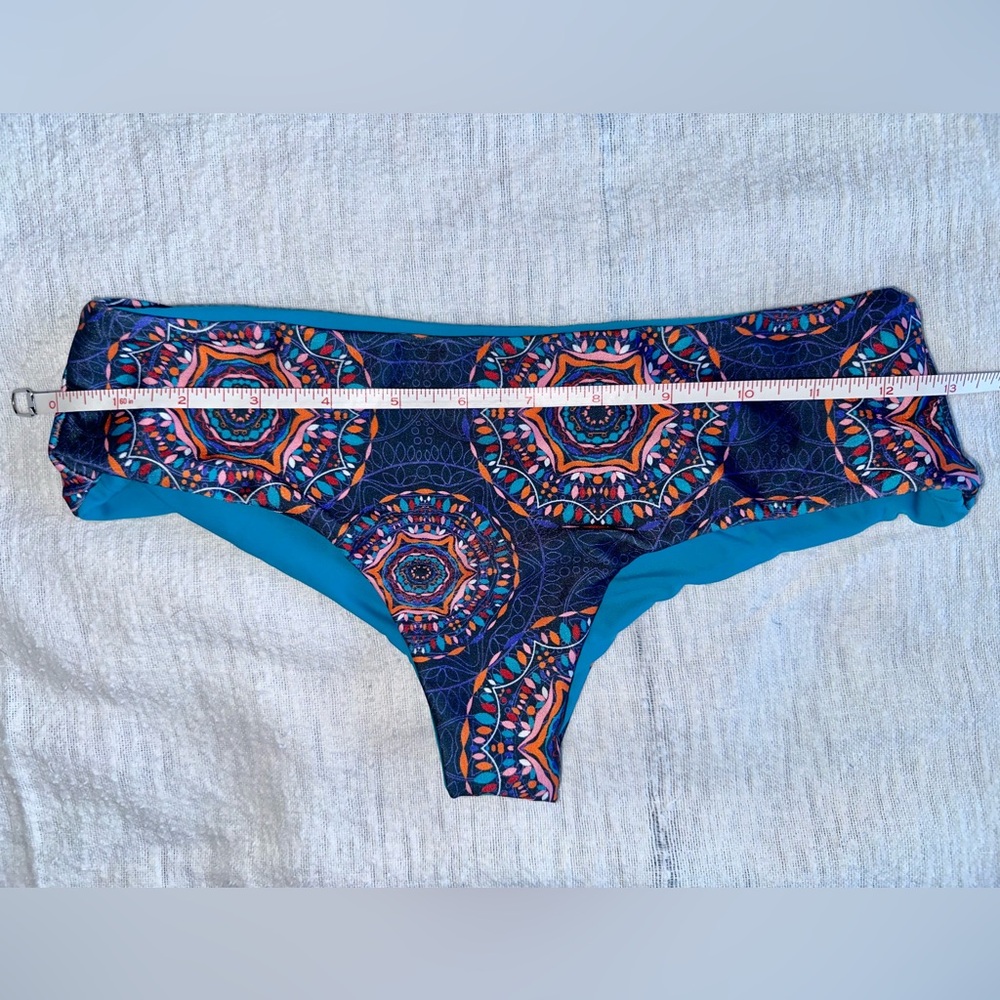 Nwot Bikini Reversible Print/Solid Xs - image 7